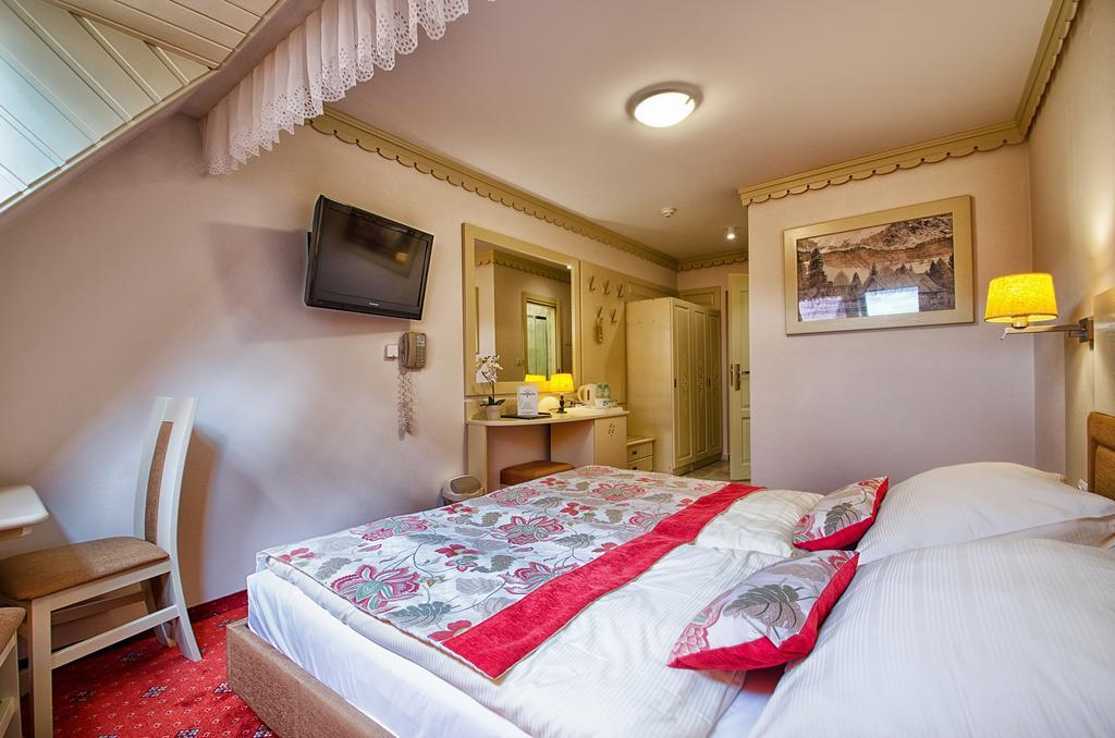 Hotel Toporow Бялка-Татшаньска Экстерьер фото