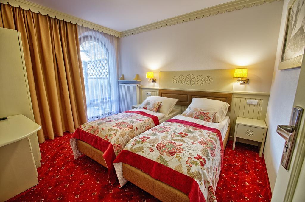 Hotel Toporow Бялка-Татшаньска Экстерьер фото