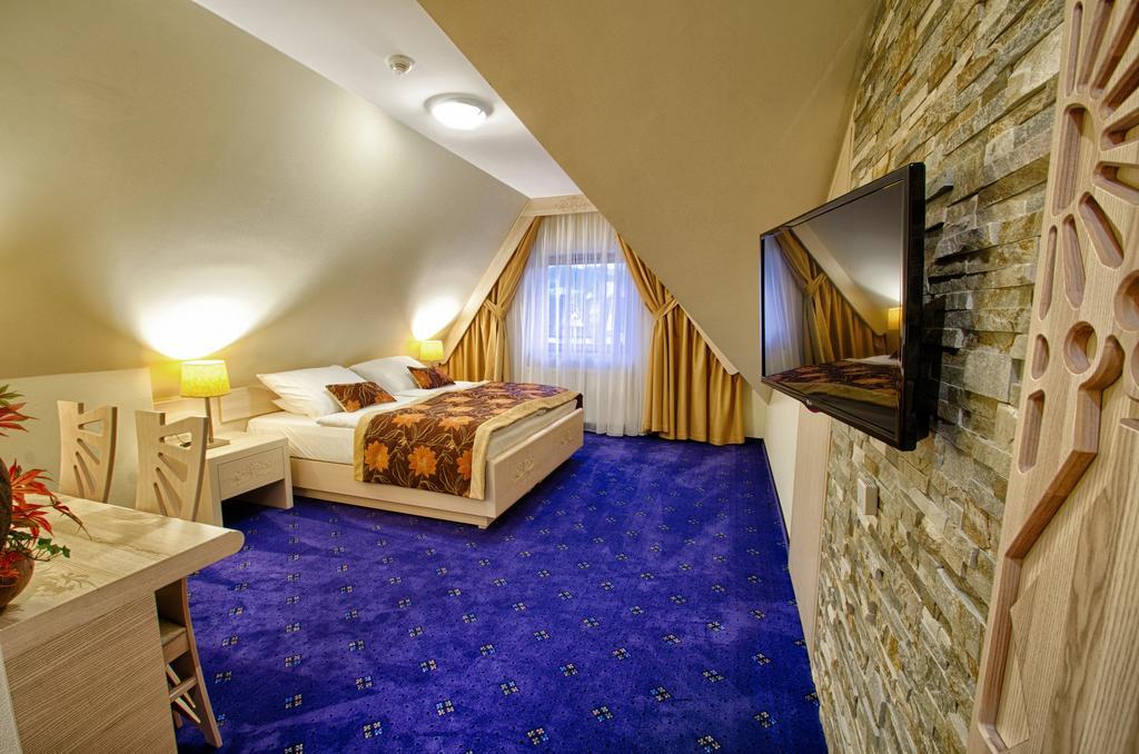 Hotel Toporow Бялка-Татшаньска Экстерьер фото